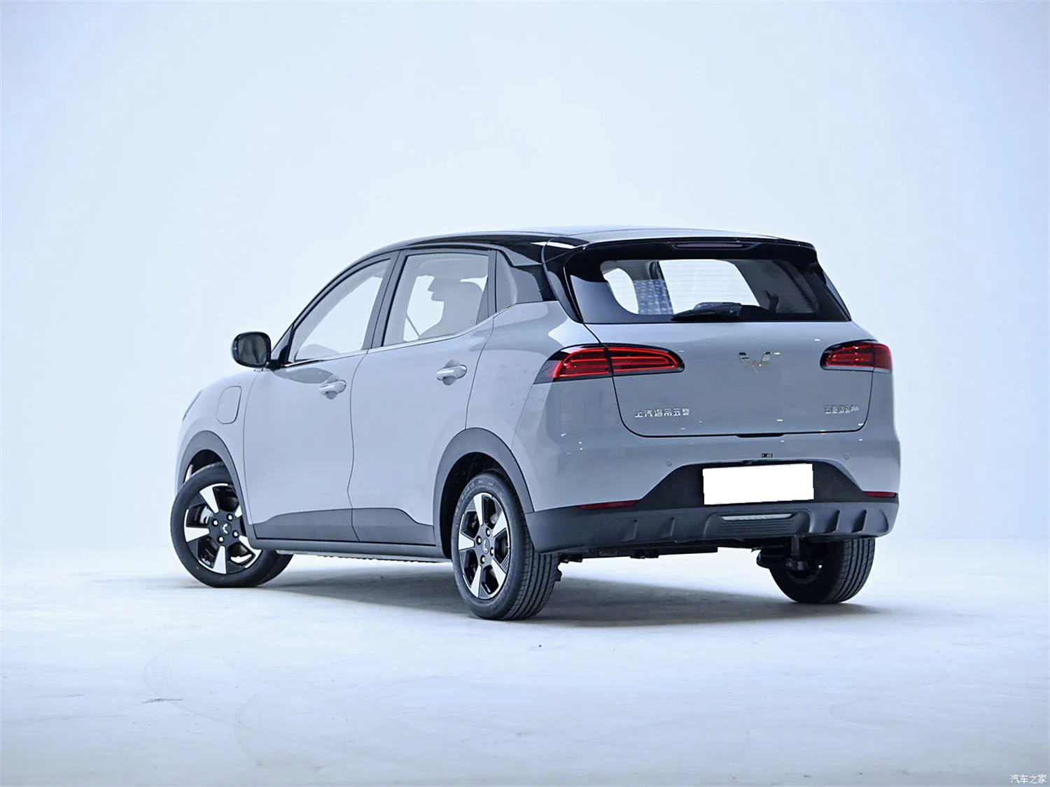 Wuling Mini Ev New Energy Vehicles Chinese Electric Mini Car Hot Selling 4-Seat Adult Automatic Gearbox FWD Euro VI Leather - Image 4